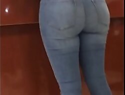 Latina candid Jeans Loot